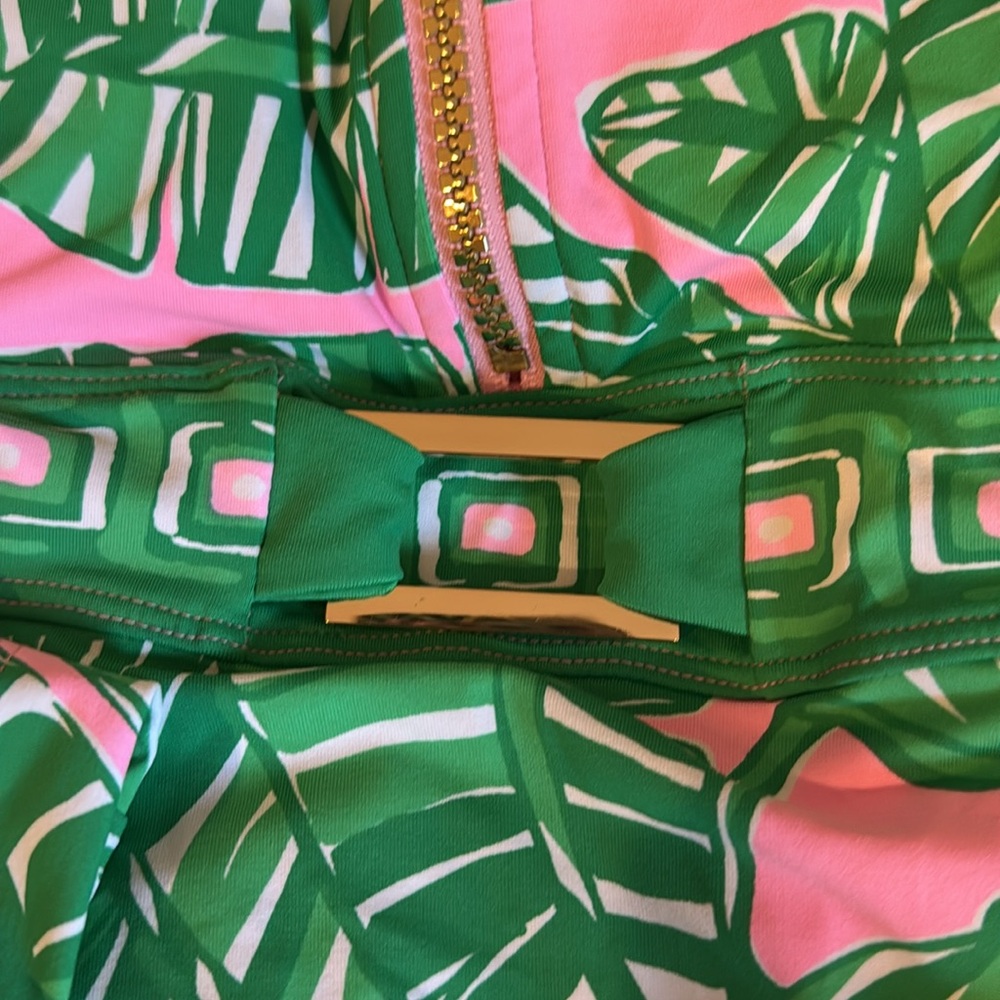 NWT Lilly Pulitzer Rashguard Swimsuit  Lets Go Bananas - size 4 - Picture 3 of 7